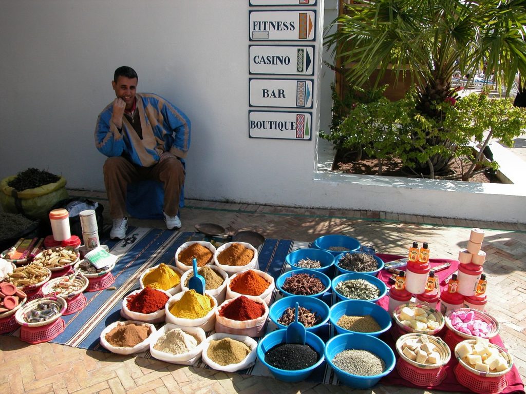 vente d’épices au marché d’Agadir