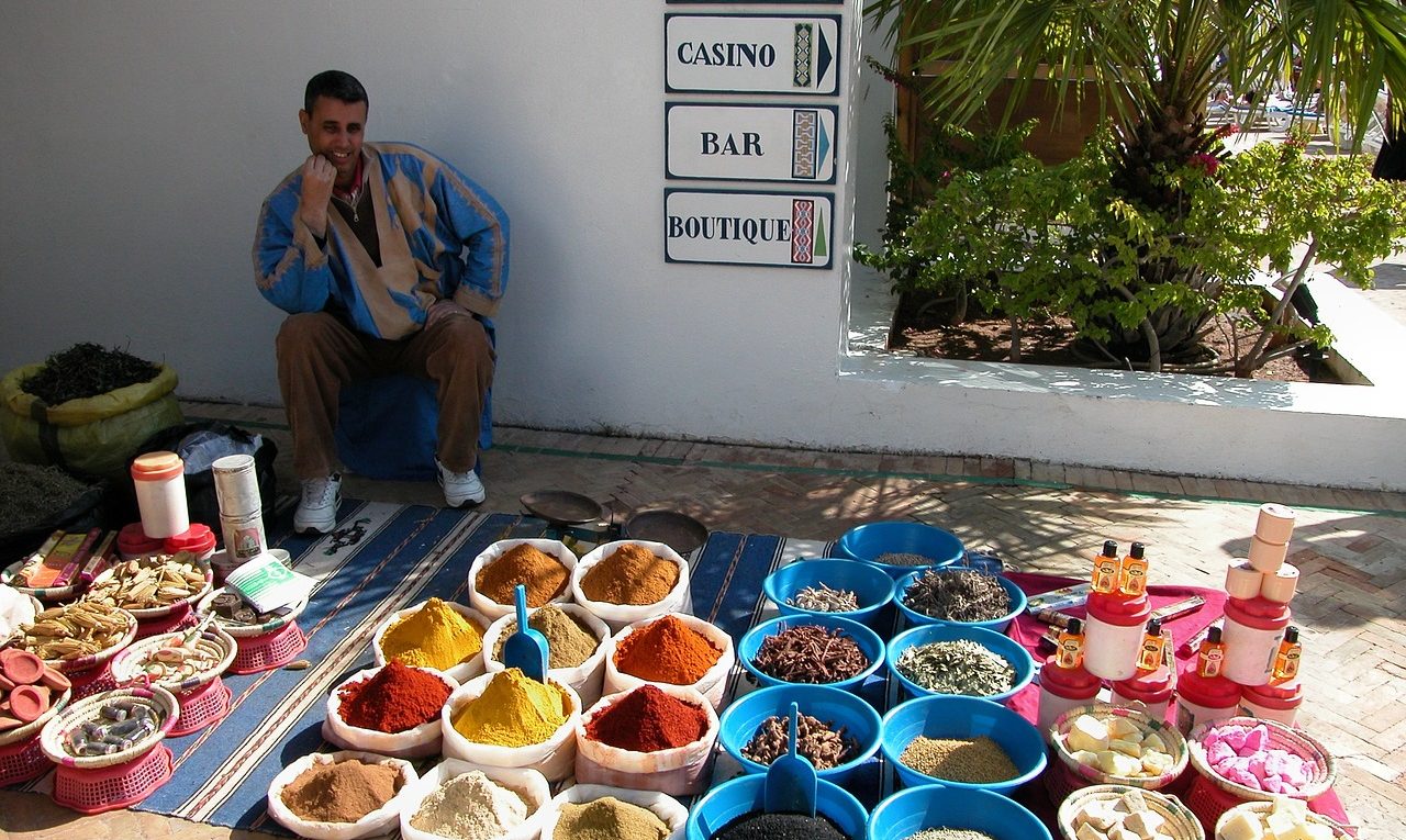 vente d’épices au marché d’Agadir